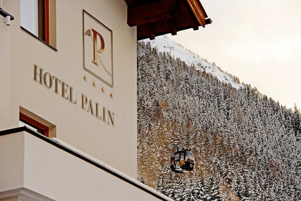Hotel Palin อิสชเกิล ภายนอก รูปภาพ
